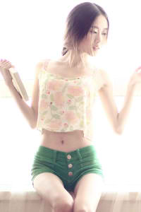 高清美女直播刺激战场视频
